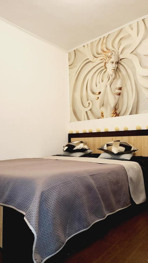 Two Bedroom Aparthotel With Garden View Bucareste Exterior foto